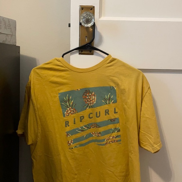 Rip Curl Other - Rip Curl T-Shirt! Sz: L!
